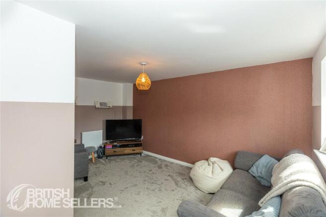 3 bed Town House for sale Image 6