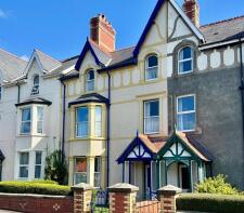 2, Carrington Terrace, Station Road, Llanrwst LL26 0EB