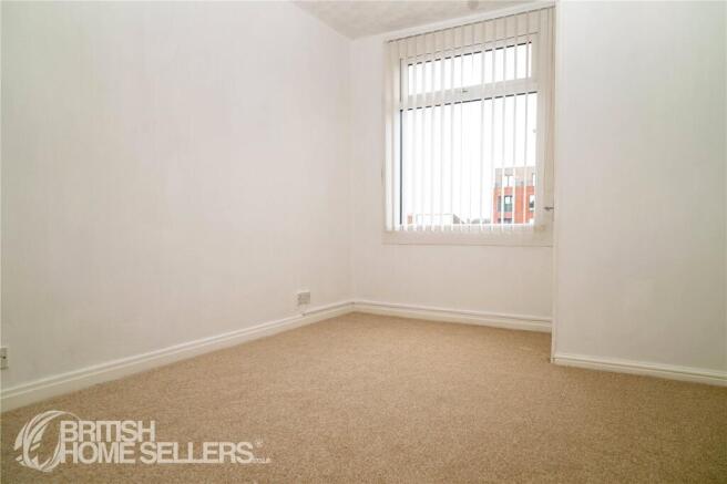3 bed Terraced for sale Image 9