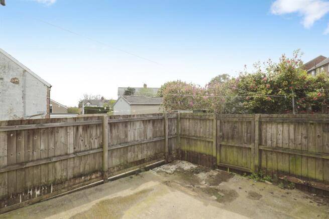 2 bed Terraced for sale Image 9