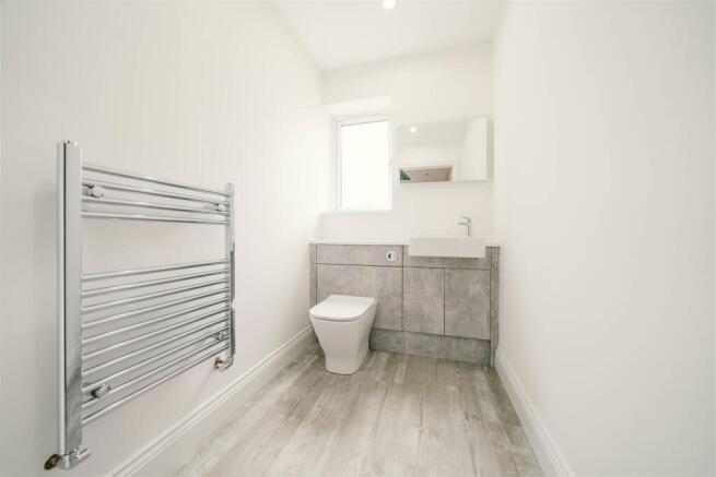 Downstairs Toilet.jpg