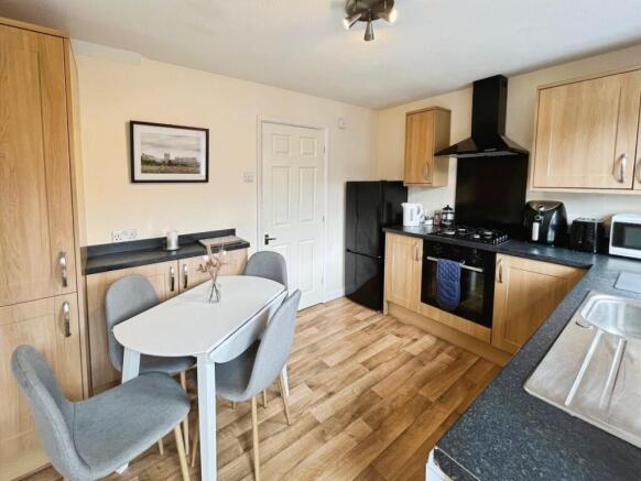 2 bed Terraced for sale Image 4
