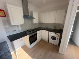 12a, Hewitt Road, Hornsey, London N8 0BL