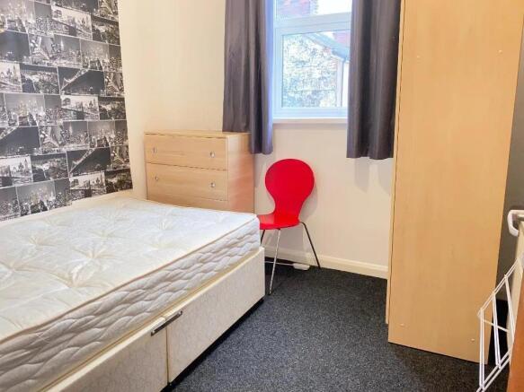 4 bed House Share for sale Image 6