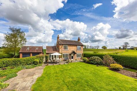 Pinfold House, Forest Road, Oxton, Nottinghamshire NG25 0TD