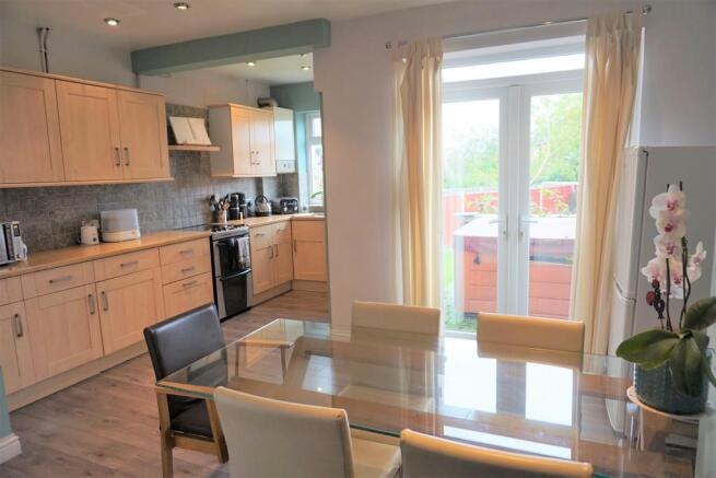 Dining Kitchen