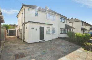 45, Calbourne Avenue, Hornchurch RM12 5BH
