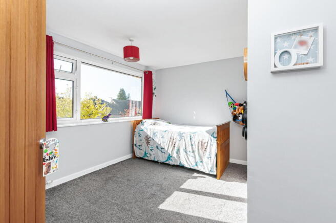 3 bed Semi-Detached for sale Image 9