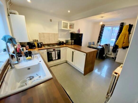 Kitchen 1
