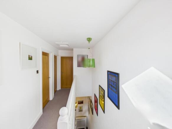 2 bed Maisonette for sale Image 10