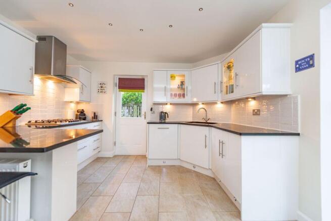 Kitchen 3