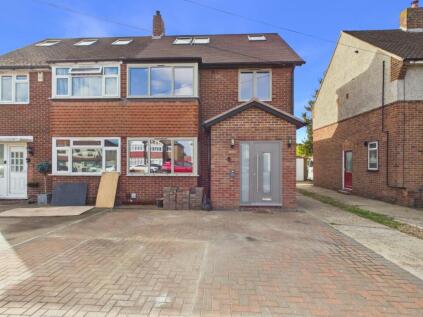 Feltham Hill Road, Ashford, Surrey, TW15