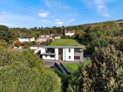 Sunny Bank Terrace, Machen, CF83