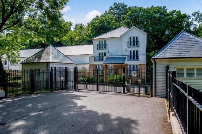 Gated View