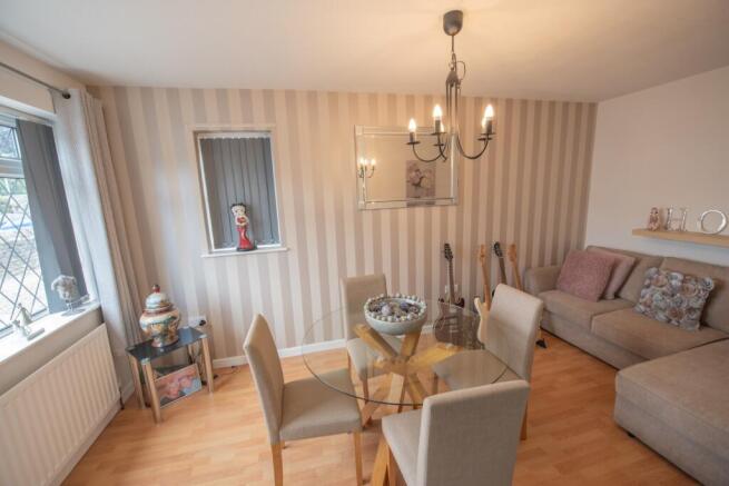 2 bed Detached Bungalow for sale Image 6