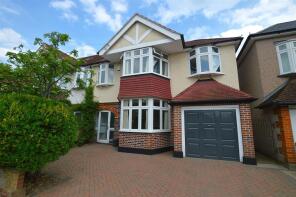 33, Strathearn Avenue, Twickenham TW2 6JT