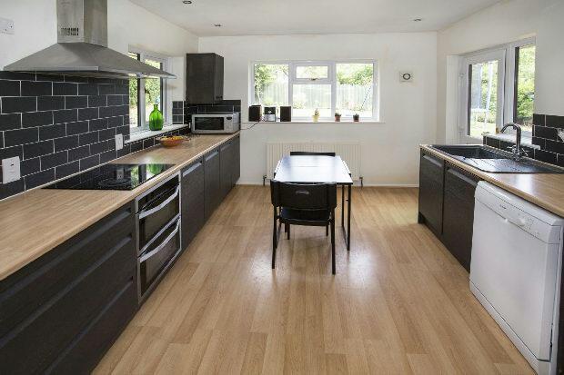 Kitchen/Breakfast Ro