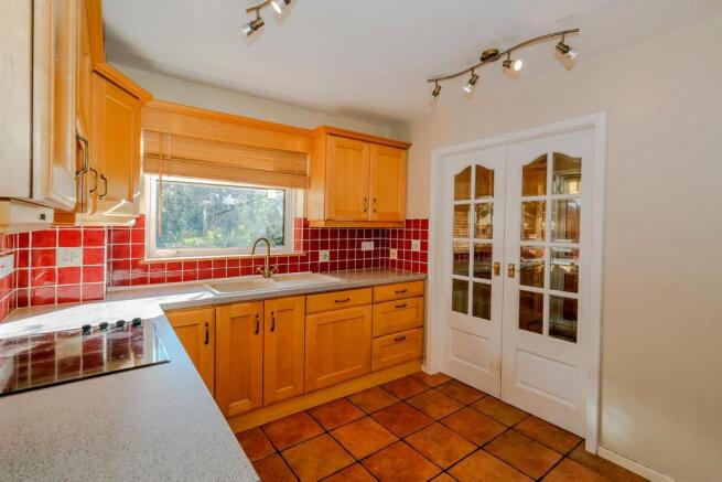 6 Oaks Drive WV107PX