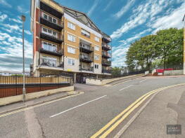 123, Penn Place, Northway, Rickmansworth WD3 1QQ