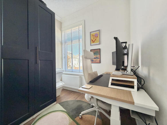 2 bed Terraced for sale Image 10