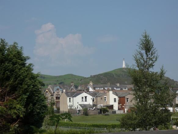 Views Of Hoad Monument