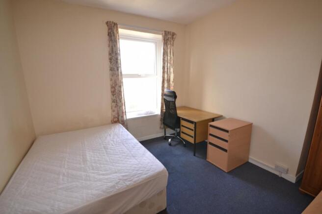 Bedroom (2)