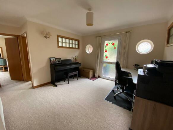 Reception Room.jpg