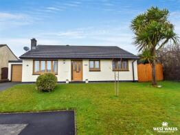 10, Mayfield Acres, Kilgetty SA68 0UW