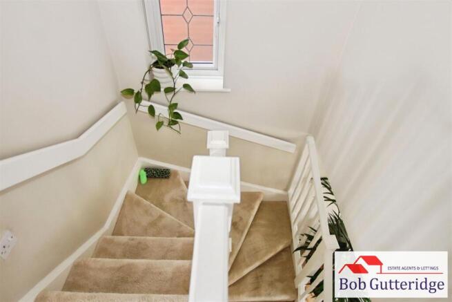 FIRST FLOOR LANDING