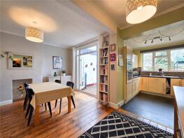 14, Mayday Gardens, Kidbrooke SE3 8NN