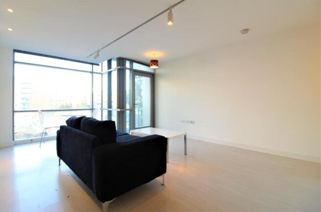 Photo 02