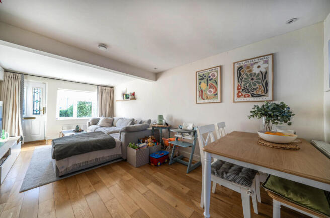 1385737-16-693a97...