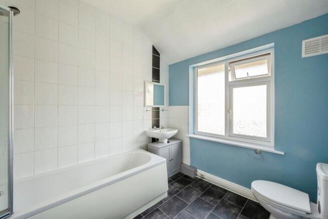 2 bed Terraced for sale Image 10
