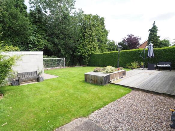 Private Rear Garden 952