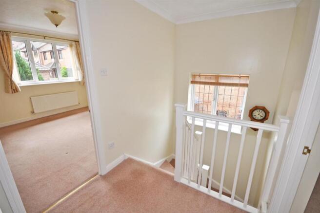 FIRST FLOOR LANDING