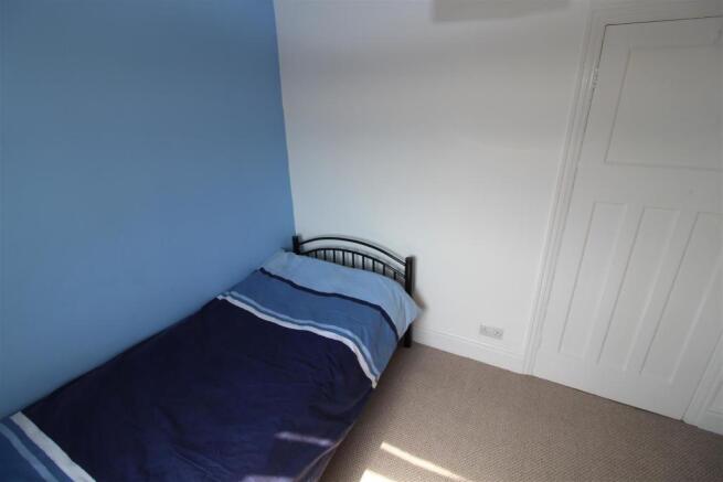 Bedroom 4.JPG