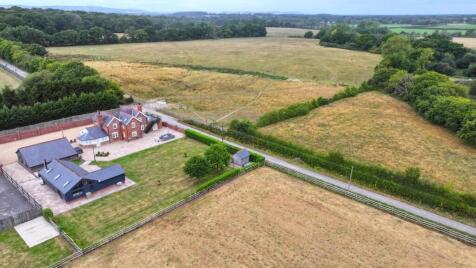 Hempstead Lane, Hailsham, East Sussex, BN27