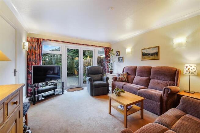 MAYBURY CLOSE, 9 (2).jpg