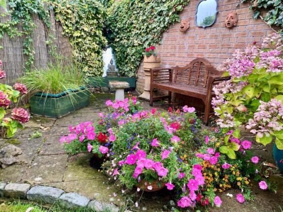 garden3.jpg