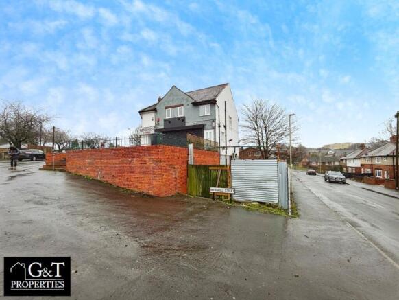 Ground Floor Shop With Land To The Side