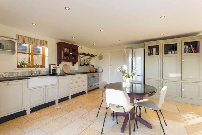 Kitchen/Breakf...