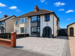 49, Carr Gate, Thornton-cleveleys FY5 1LB
