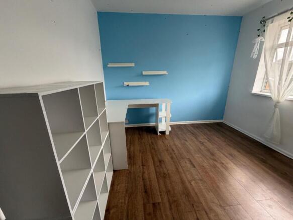 3 bed Semi-Detached for sale Image 7