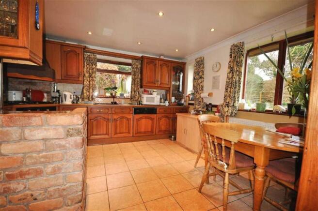ADDITIONAL KITCHEN P