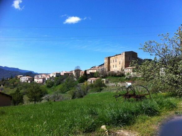 Photo 1