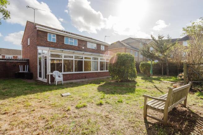 3-bed semi-detached on Maybank Avenue, Hornchurch, Havering, £450,000