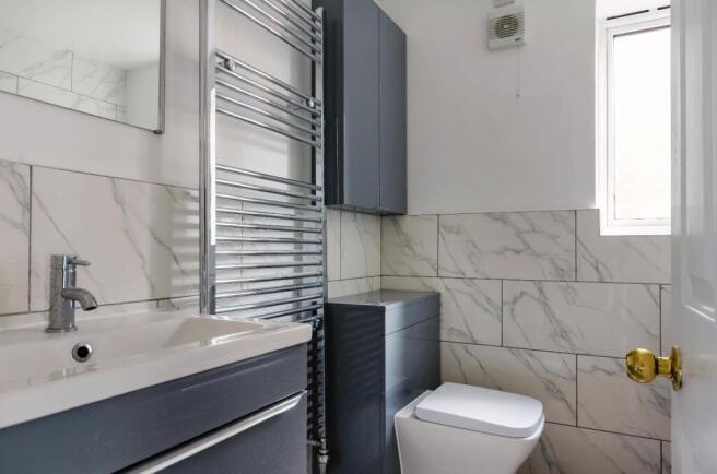 3 bed Semi-Detached to rent Image 10