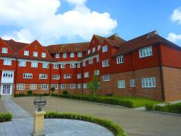 Flat 36, Elizabeth House, Elizabeth Drive, Banstead SM7 2FE