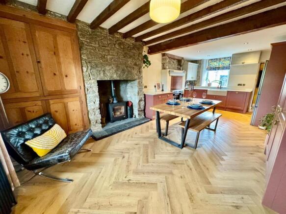 PHOTO-2025-09-05-07-37-33 (12).jpg