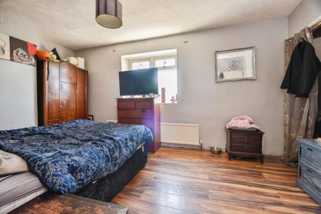 2 bed Semi-Detached for sale Image 9